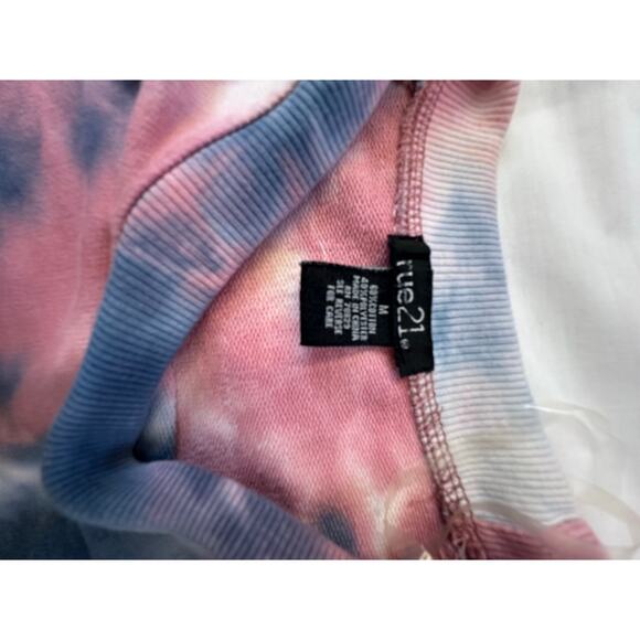 Rue 21 dress with a tie-dye pattern in pink, blue, and white short sleeves med - Picture 4 of 9